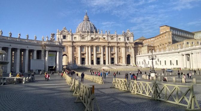 Separati dal vero Papa, non rimarrete cattolici a lungo